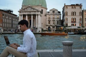 nomad venice